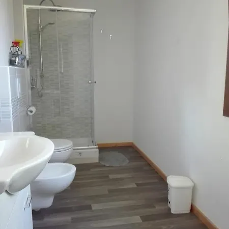 Il Posto Del Ciliegio Selvatico Couette-café 3*